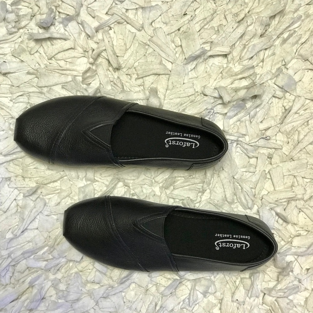 Black, Slip Resistant, Memory Foam Shoes